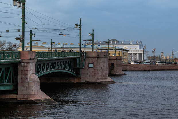 Зимняя сказка в Петербурге откладывается