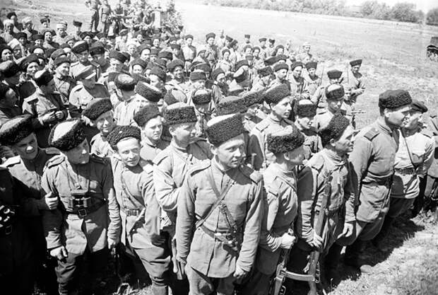 Как казаки воевали за и против Гитлера