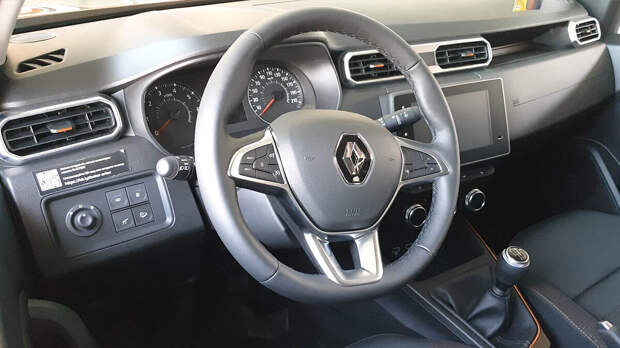Заехал в автосалон Renault. Рассказываю, по каким ценам и на каких условиях дилеры в действительности продают автомобили