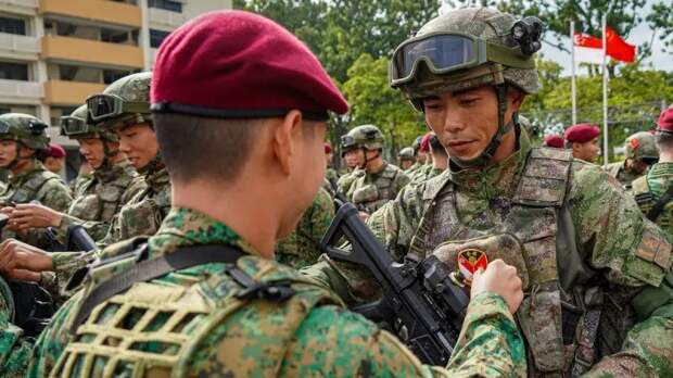 Си Цзиньпин получил НОАК в ручное управление – FT