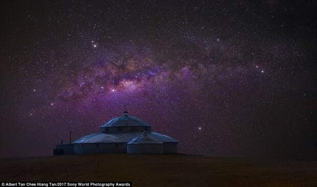 Стойбище в небесах. Млечный путь над группой юрт во Внутренней Монголии искусство, конкурс, красота, фото