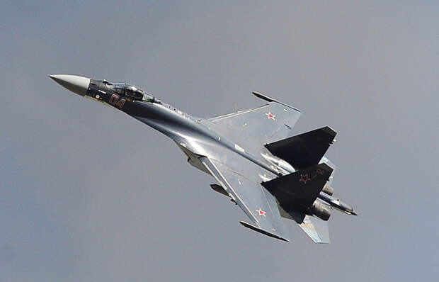 Истребитель Су-27
