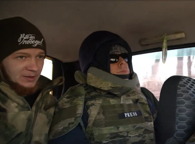 Майкл Бом - герой многочисленных ток-шоу на российском ТВ. Большой любитель русских пословиц и поговорок.-8