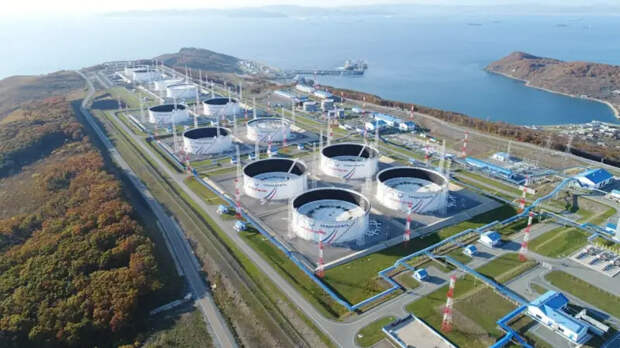 «Новая эпоха»: в США объяснили, почему стремительно падают нефтяные доходы РФ