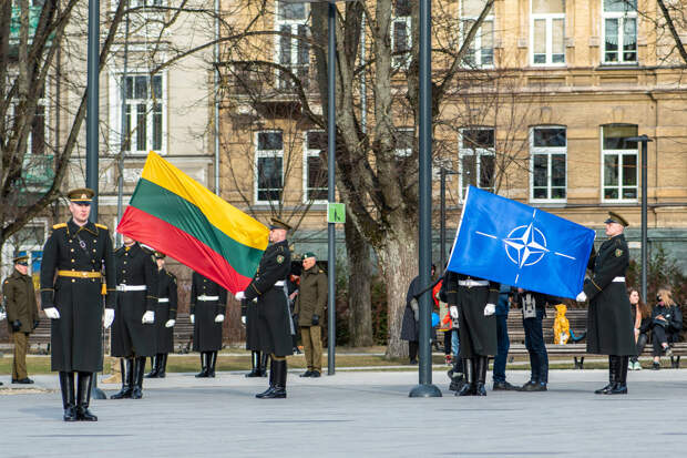 https://static.life.ru/publications/2022/7/15/1148360346095.8855.jpg