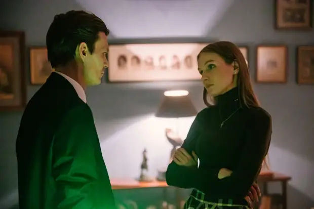 Семейные тайны в тёмных комнатах: о чём сериал «Контейнер»