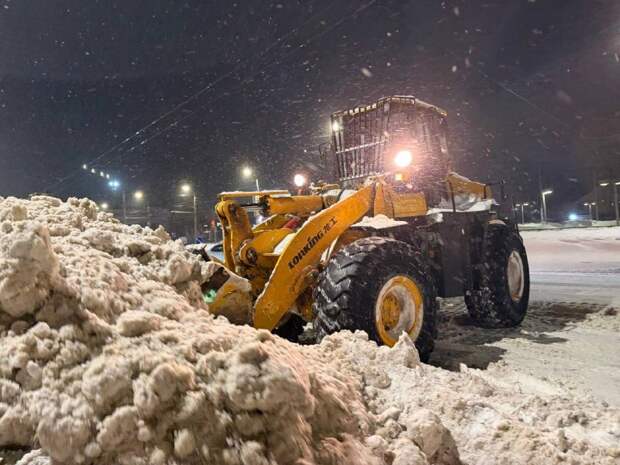 Павел Малков поручил усилить темпы работ по уборке снега в Рязани
