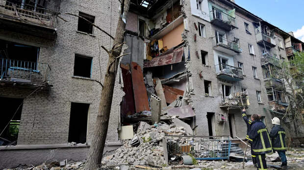 В результате обстрела ВСУ в Луганске обесточены десять многоквартирных домов