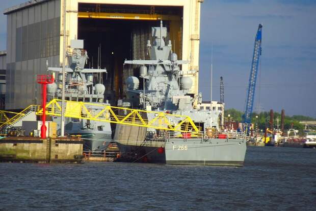 Выяснилось: диверсии с гравием и дрелью подверглись корветы класса K130 на верфи