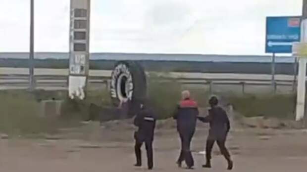 Водителя задержали. Скрин Неофициальный Безсонов.