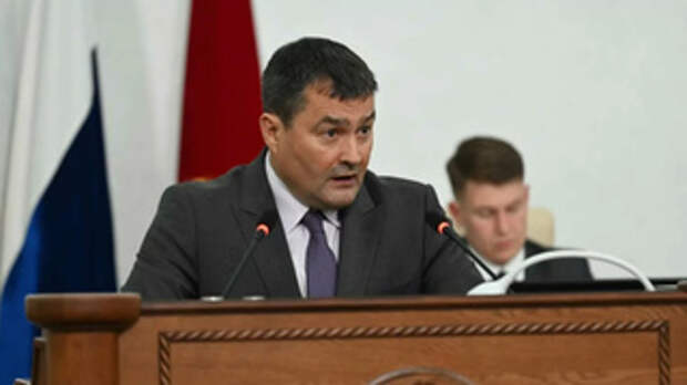 Депутат АКЗС Владимир Семенов / Фото: amic.ru