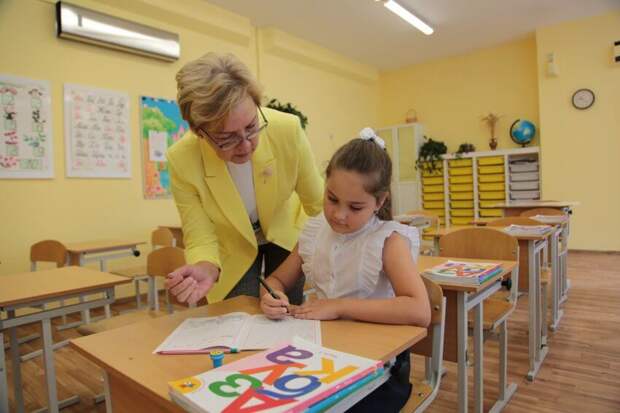 Специалисты из САО посоветовали, как отучить ребенка от курелапости