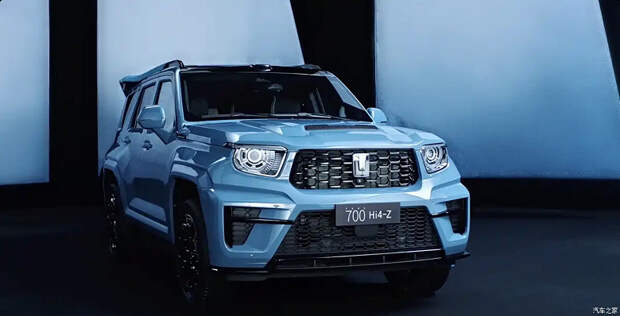Great Wall представил Tank 700 Hi4‑Z — внедорожник с гибридом почти на 1 000 л.с.