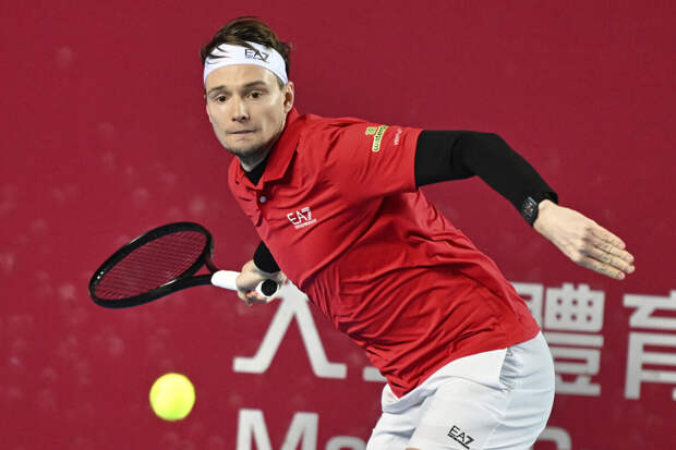 Бублик выиграл Шана и прошел в полуфинал турнира в Гонконге