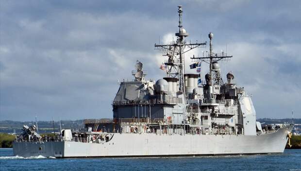 Ракетный крейсер ВМС США USS Lake Erie