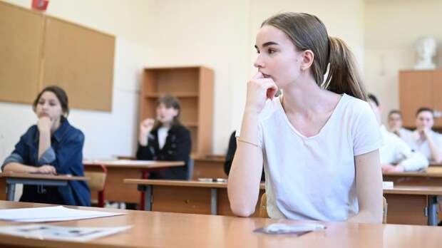 Практическую часть в ЕГЭ по химии и биологии могут ввести после 2028 года