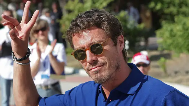 «Если стебёшь публику от души, то тебя примут»: Сафин об имидже Медведева, о финале US Open и своей молодости