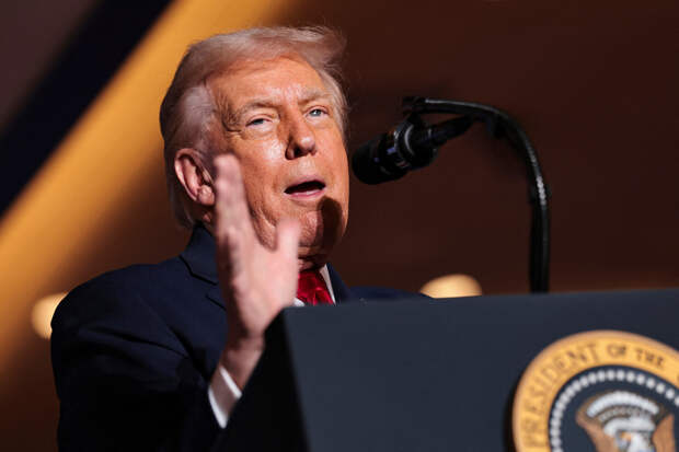 Трамп не видит необходимости в визите на Украину