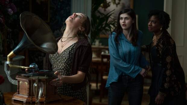 Mayfair Witches Finally Hits Its Stride With Season 2 Episode 4, But Can It Keep It Up?