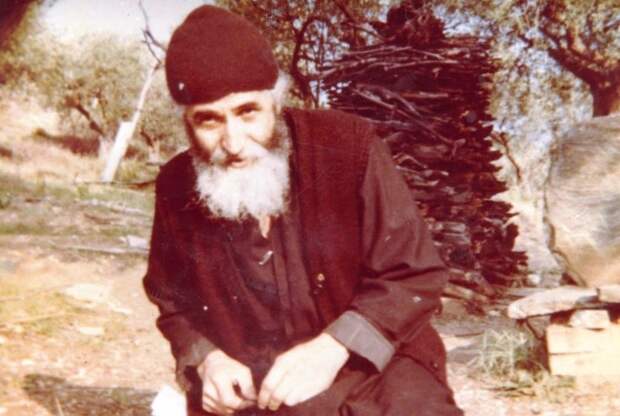 «Советский Союз перестанет существовать»: как афонский старец Паисий за десятилетия предвидел распад сверхдержав и грядущий Армагеддон