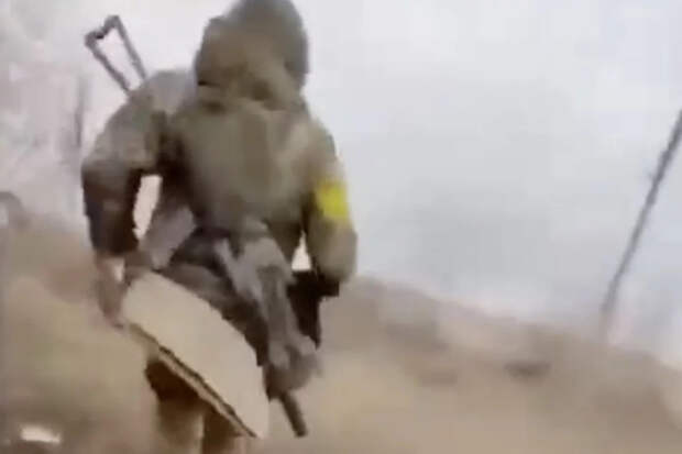 Голубая армия: Рогов рассказал, что творится в казармах ВСУ