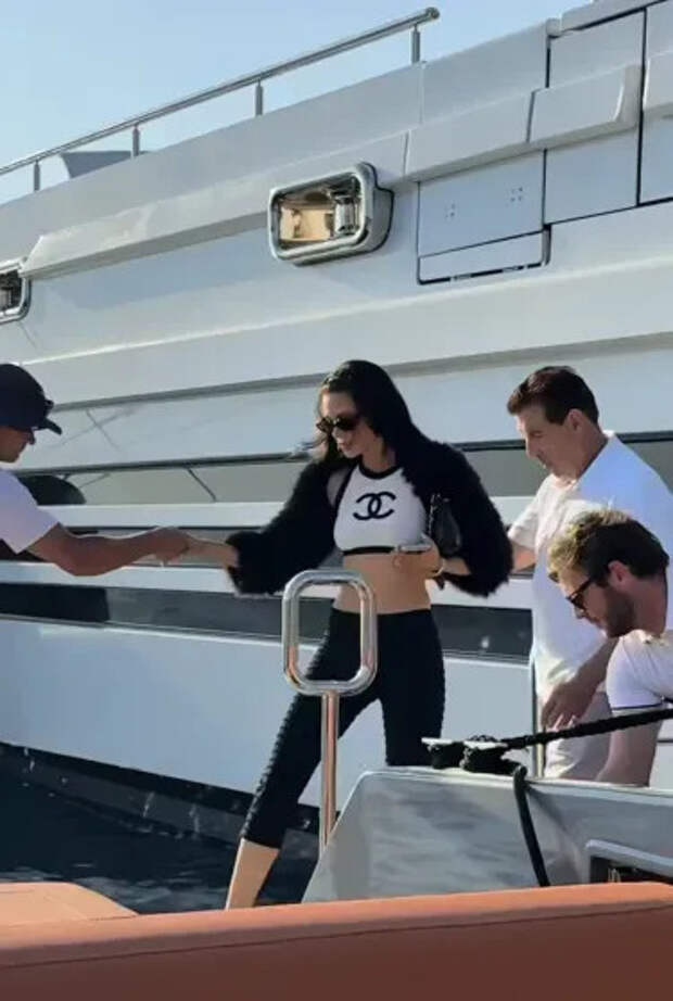 Никола Пельтц