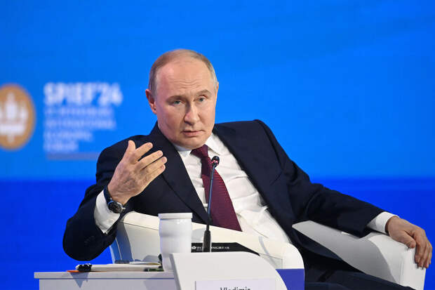 Путин назвал абсолютным бредом предположения о планах России напасть на Европу