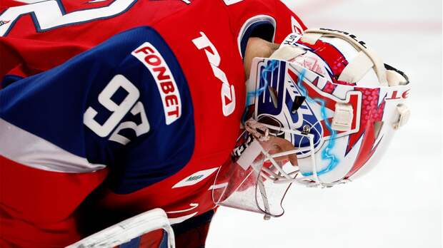 Стало известно, сколько будет зарабатывать самый высокооплачиваемый вратарь КХЛ