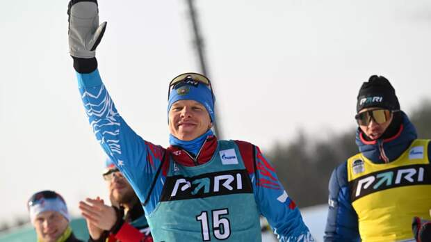 Биатлонист Бажин выиграл гонку преследования на третьем этапе Кубка России