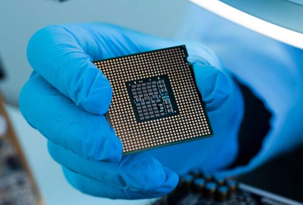 Ученые создали атомарно-тонкий чип, который превзойдет кремниевые чипы