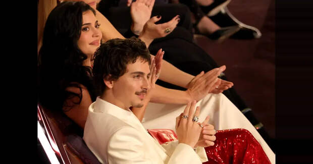 Тимоти Шаламе и Кайли Дженнер вместе появились на премии "Оскар-2026"