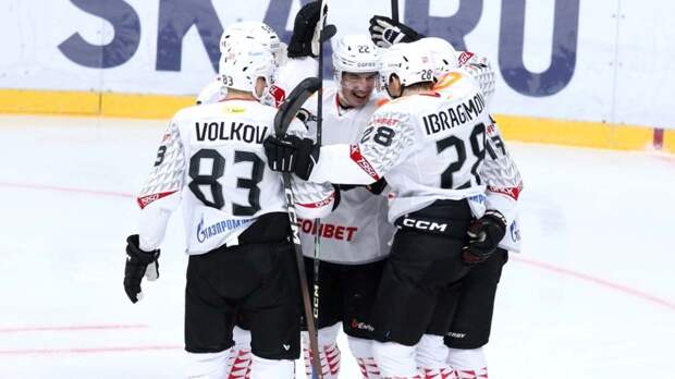 Потуральски спас "Авангард" от поражения в матче с "Ладой", омичи в итоге выиграли по буллитам