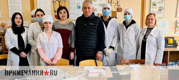 Херсонский министр спустил зарплаты врачей на особняк в Крыму