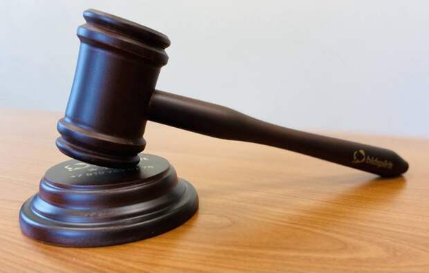 Гитара лидера группы Oasis уйдет с молотка