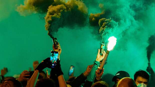 «Севилья» вырвала ничью с «Бетисом», отыгравшись с 0:2