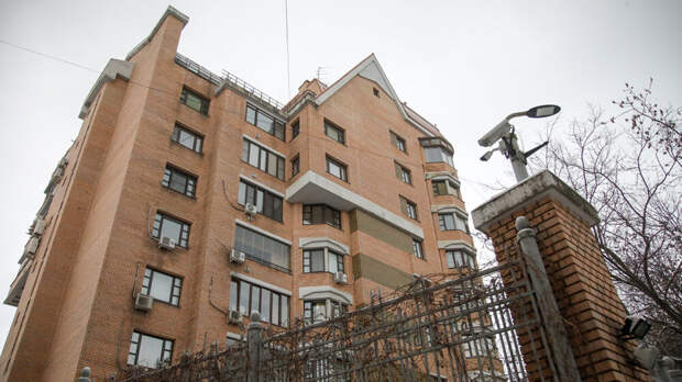 Юрист рассказал о праве Долиной выкупить квартиру у Лурье