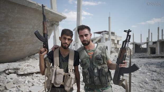 Корреспонденты ФАН посетили освобожденный войсками Сирии город-призрак в Идлибе