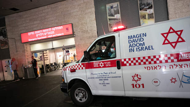 Около 20 человек пострадали при обстреле Димона на юге Израиля