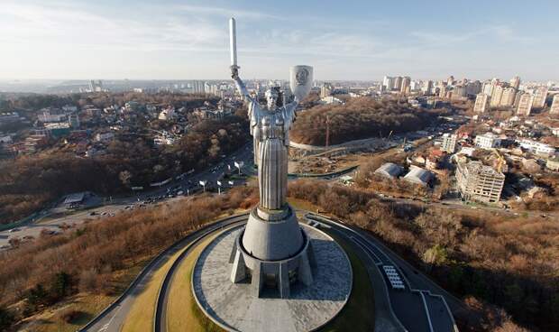 Пятая по высоте статуя планеты. /Фото: pravda.com.ua