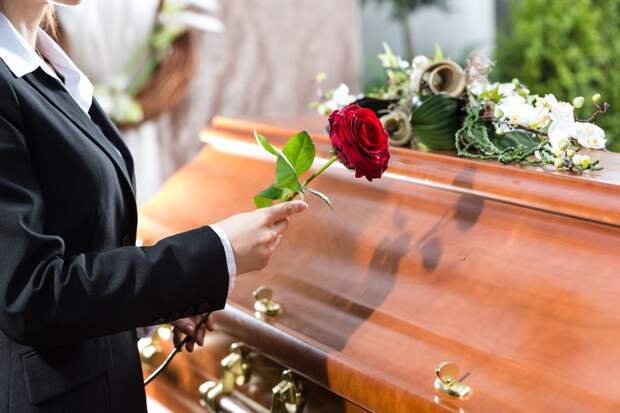 В России разработан новый стандарт выплат соцпособия на погребение