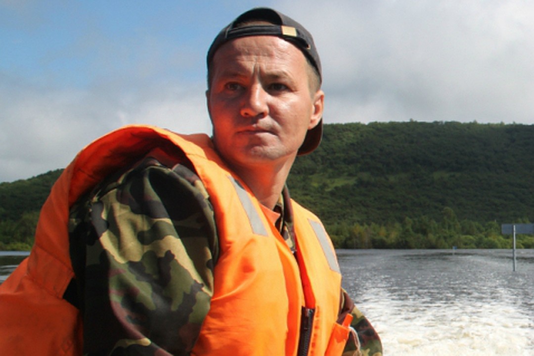 Евгений, спасший дворнягу, признается, что и сам бы рад забрать Шелли домой Фото: ГУ МЧС России по ЕАО