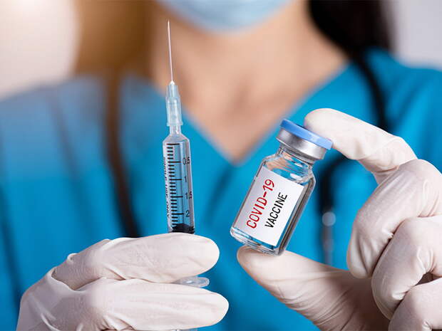 Чем может грозить отказ от обязательной вакцинации? Отвечает юрист