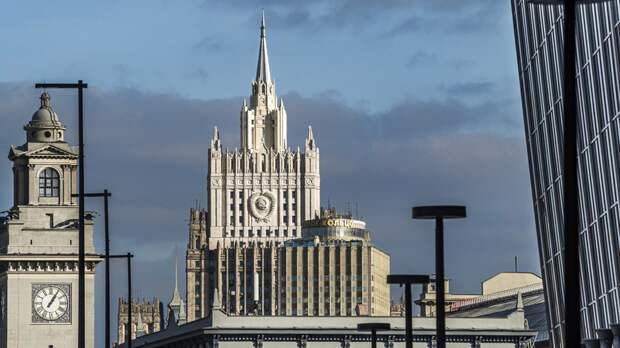 МИД прокомментировал задержание российской переводчицы в Испании