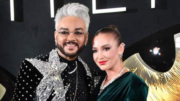 Бузова — откровенно о поцелуе с Киркоровым: «У нас с Филиппом отношения»