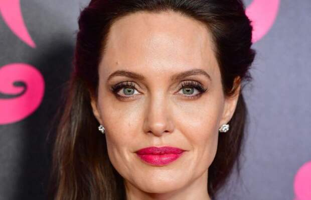 Картинки по запросу Образ дня: Анджелина Джоли
