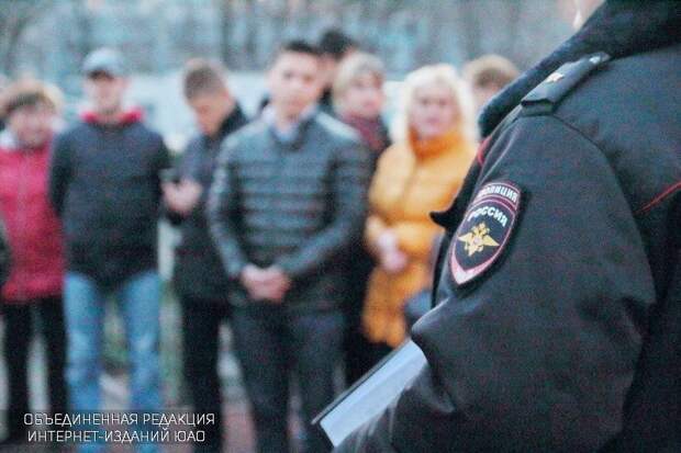 Участковый полицейский района Зябликово рассказал местным жителям о проделанной работе