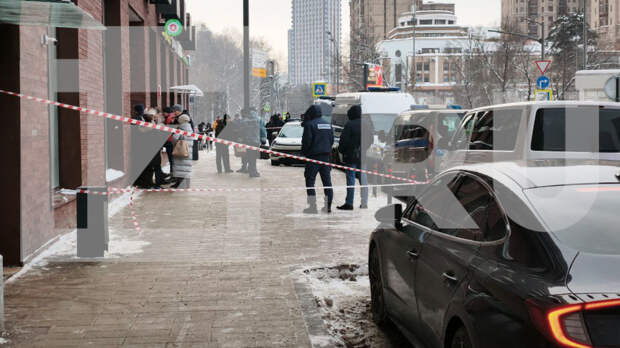 Песков: Путину докладывают о расследовании покушения на генерала Алексеева