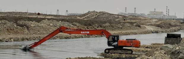 Как проводится дноуглубление водозаборного канала МАЭКа в Актау