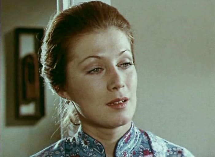 Анна Твеленева в фильме *Я буду ждать…*, 1979 | Фото: kino-teatr.ru Анна Твеленева в фильме *Я буду ждать…*, 1979 | Фото: kino-teatr.ru