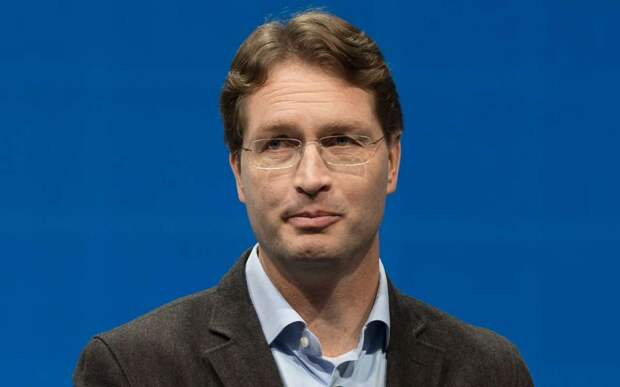 Обновленный Mercedes-Benz S-класса порадует новыми технологиями и дизайном